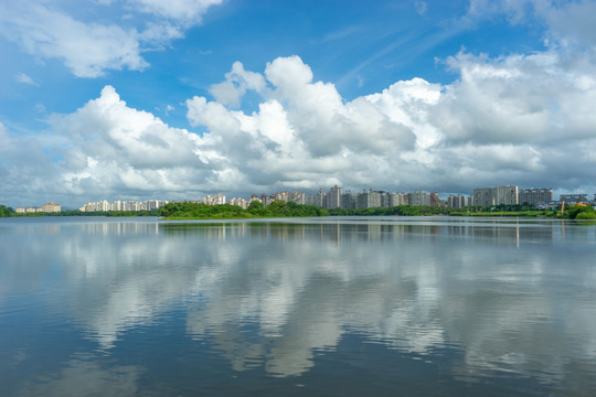 海南琼海万泉河热带河流风光