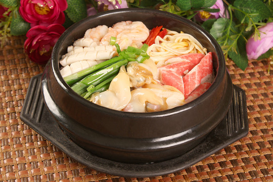 韩式三鲜汤