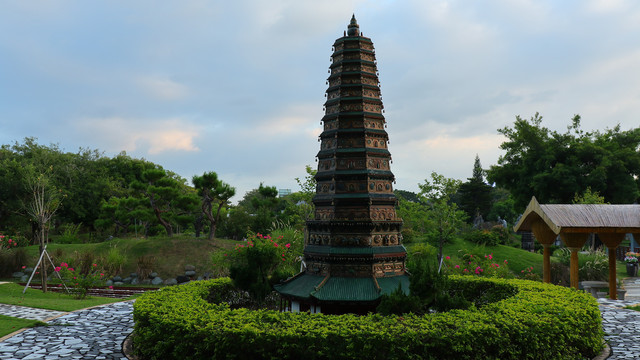 山西洪洞广胜寺飞虹塔景点模型