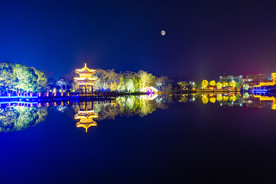 公园夜景