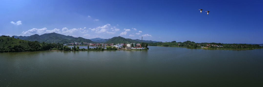 宽幅高清水乡湖光山色