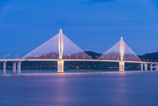 肇庆阅江大桥夜景