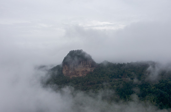 麦积山风光