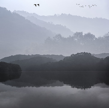 水墨山水摄影图