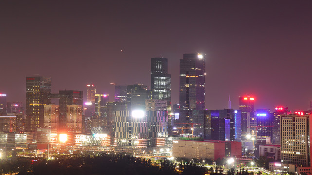 深圳科技园建筑沙河西路夜景