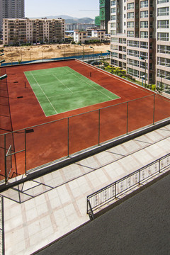 楼顶网球场