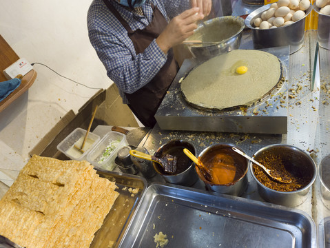 天津古文化街煎饼果子