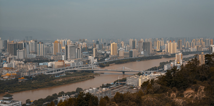 黄河穿过的城