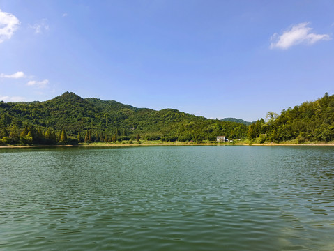 绿水青山小屋