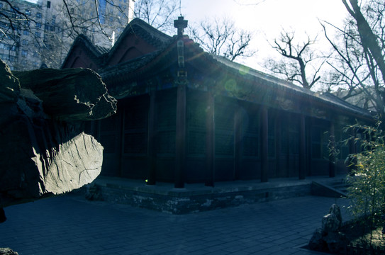 北京动物园鬯春堂