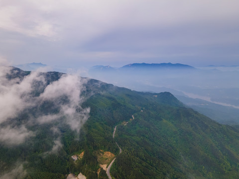 湖北黄冈罗田大别山薄刀锋风景区