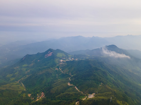 湖北黄冈罗田大别山薄刀锋风景区