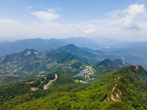 湖北黄冈罗田大别山薄刀锋风景区