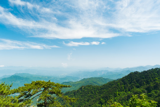 湖北黄冈罗田大别山薄刀锋风景区