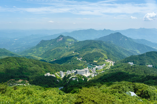 湖北黄冈罗田大别山薄刀锋风景区