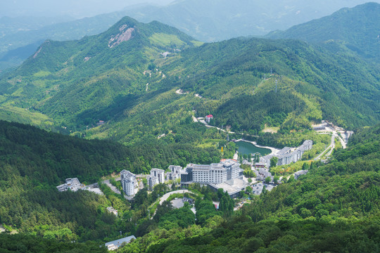 湖北黄冈罗田大别山薄刀锋风景区