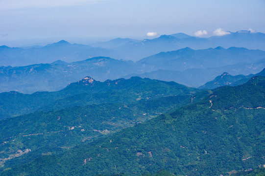 湖北黄冈罗田大别山薄刀锋风景区