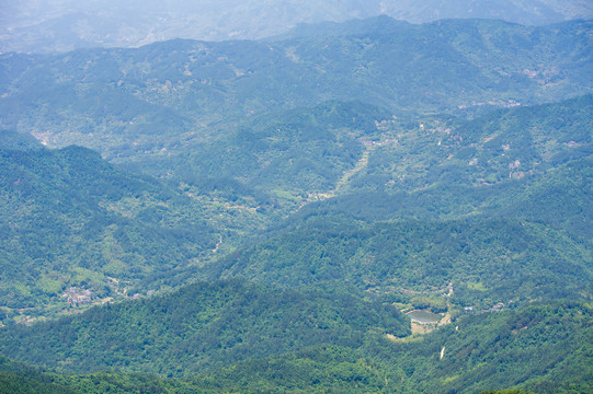 湖北黄冈罗田大别山薄刀锋风景区