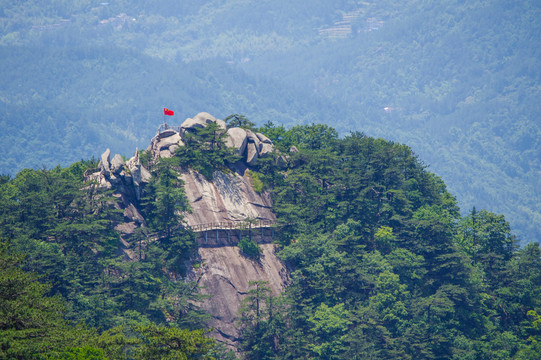 湖北黄冈罗田大别山薄刀锋风景区