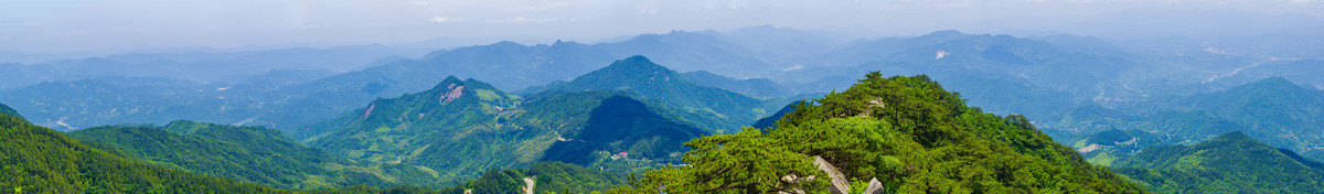 湖北黄冈罗田大别山薄刀锋风景区