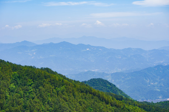 湖北黄冈罗田大别山薄刀锋风景区