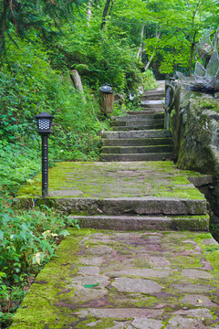 湖北黄冈罗田大别山薄刀锋风景区