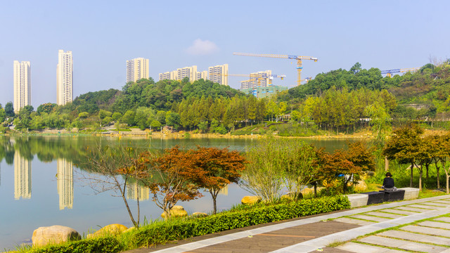 尖山湖秋景