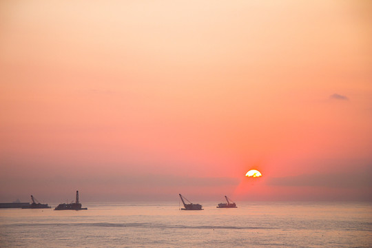 海平线落日余晖