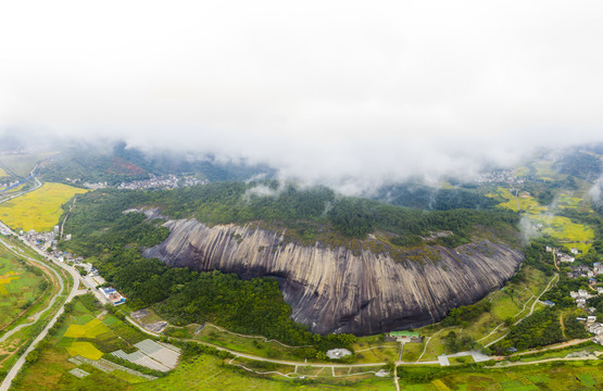 广东封开大斑石景区景美如画