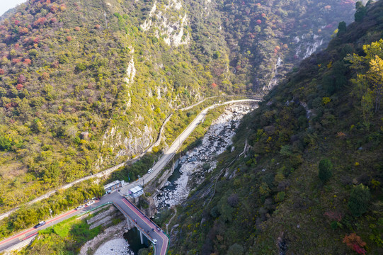 秦岭山