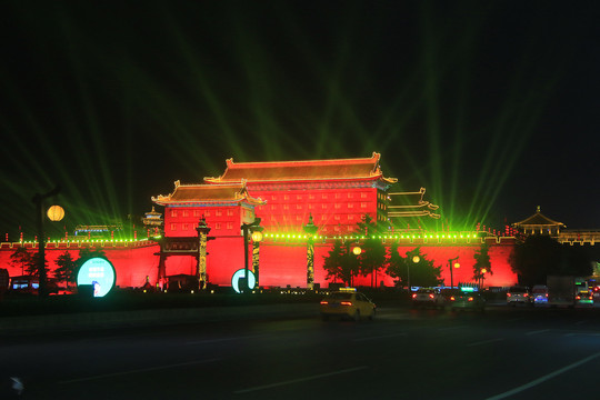 西安古城墙城门永宁门南门夜景