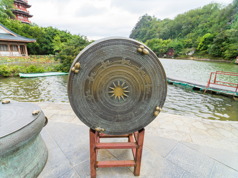 广西桂林市木龍湖景区铜鼓