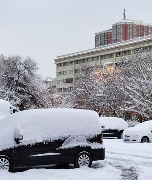 乌鲁木齐城市雪景