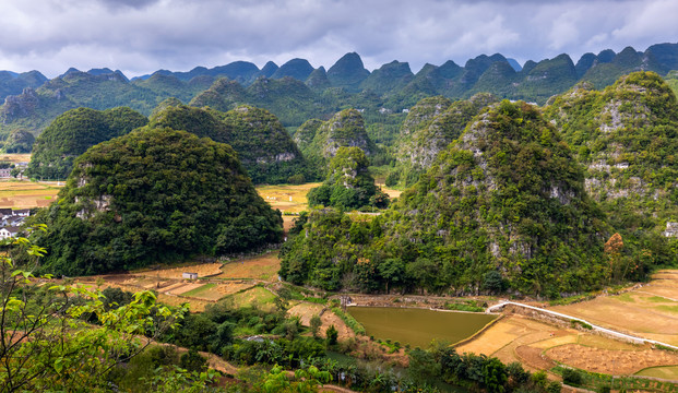 万峰林