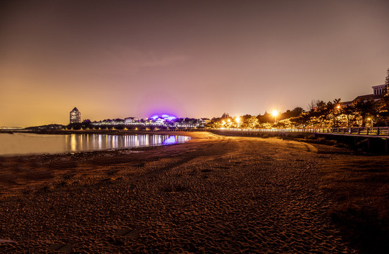 青岛海滨夜景晚霞