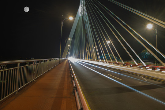 宜昌夷陵长江大桥夜景