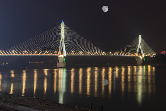 宜昌夷陵长江大桥夜景