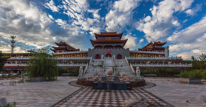 山西太原卧佛寺晚拍