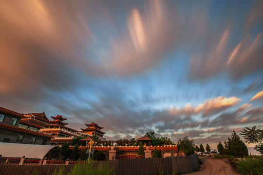 山西太原卧佛寺晚拍