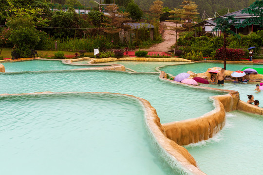 上思布透温泉景区