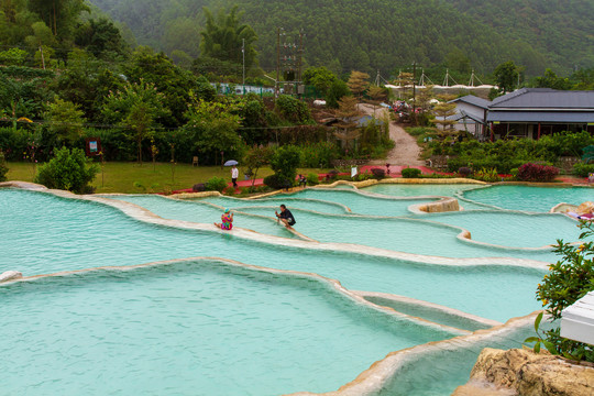 上思布透温泉景区