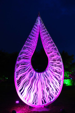 北戴河水滴雕塑灯光夜景