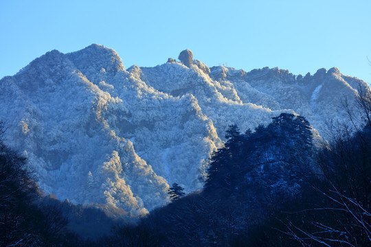 光雾山景区香炉山