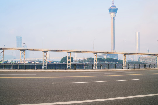 中国澳门的城市建筑和桥梁和公路