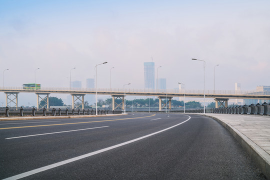 中国澳门的城市建筑和桥梁和公路