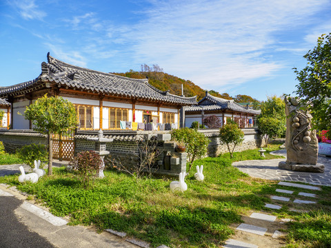 珲春市东方第一村防川村