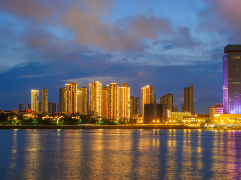 青岛夜景