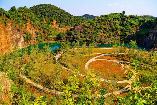 重庆渝北铜锣山矿山公园