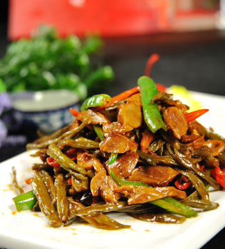 干豆角炒雞胗