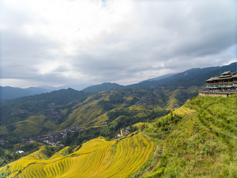 龙脊风景名胜区金坑红瑶梯田风光